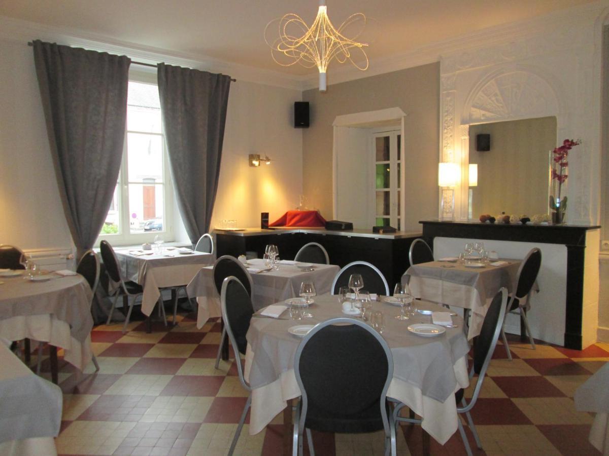 Logis Hostellerie Du Cheval Blanc سانت ميور دو تورين المظهر الخارجي الصورة