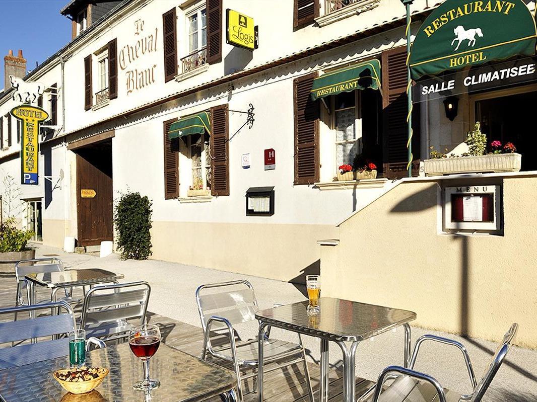 Logis Hostellerie Du Cheval Blanc سانت ميور دو تورين المظهر الخارجي الصورة