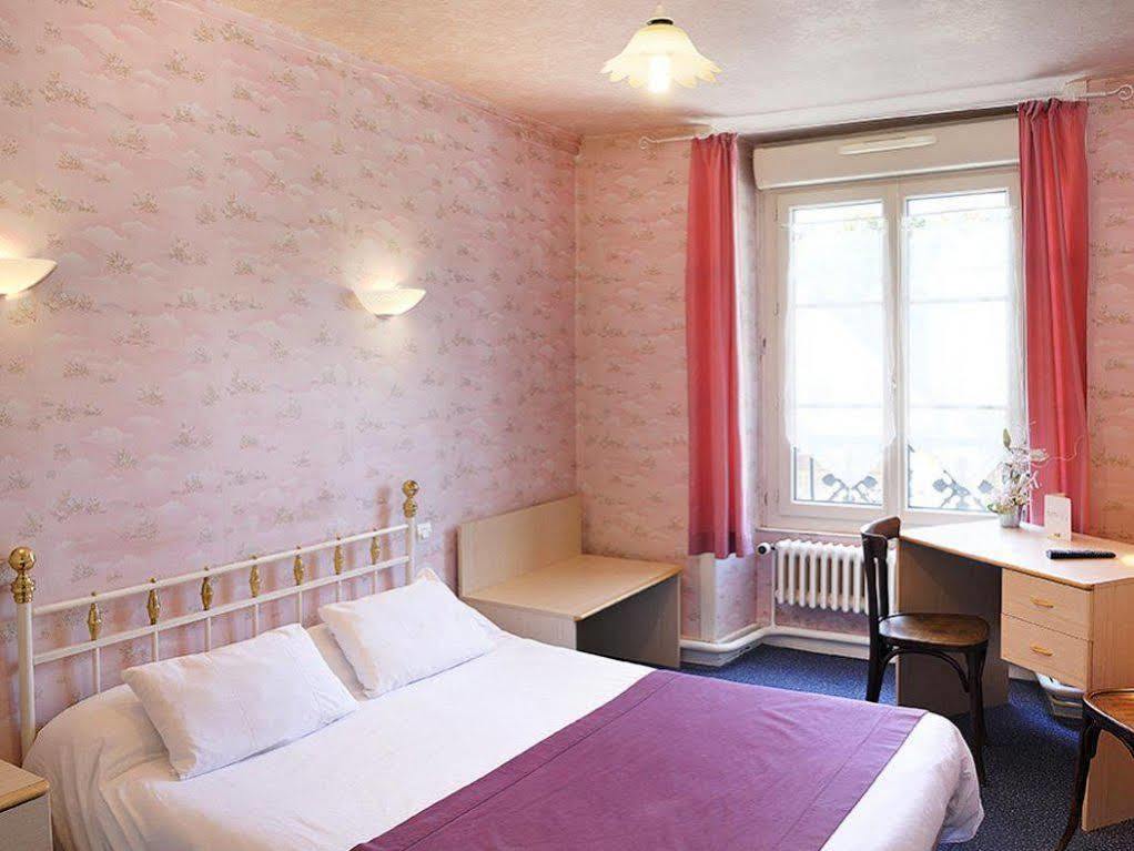 Logis Hostellerie Du Cheval Blanc سانت ميور دو تورين المظهر الخارجي الصورة